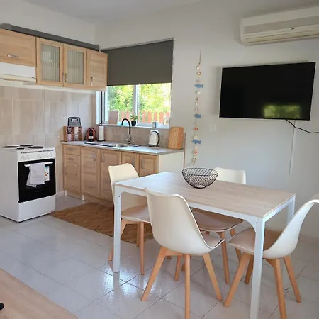 Comfy Cozy Rodini Appartement *