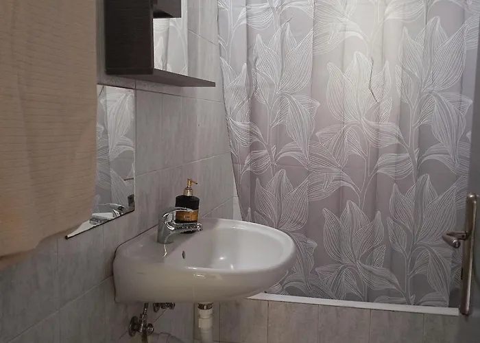 Comfy Cozy Rodini Apartament